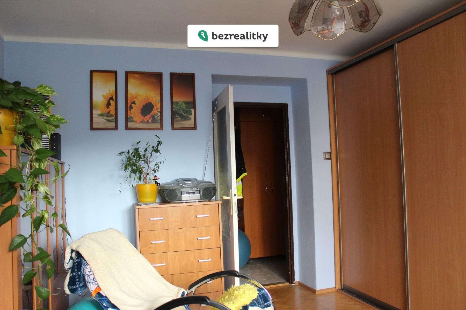 1775862281-smzspnevmi-img-3829