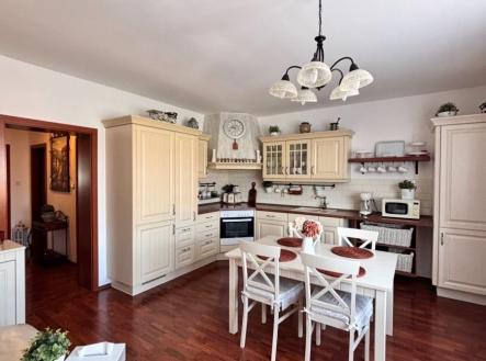 Prodej bytu, 3+kk, 76 m²