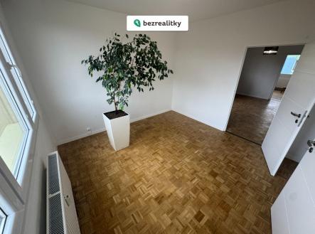 1776059993-kpgkehssjq-img-7409