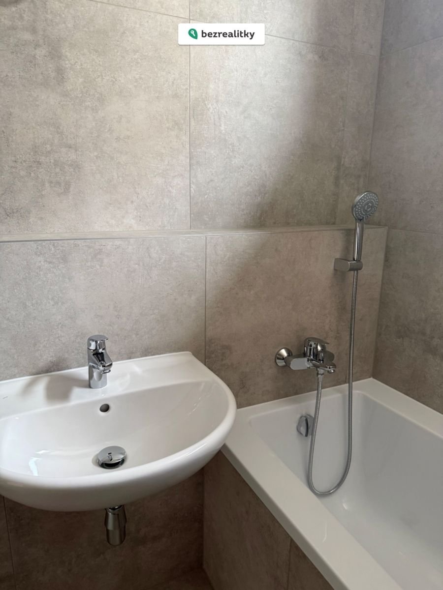 1776173153-idabskncqd-img-2737