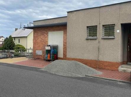 Prodej komerčního objektu, jiný, 320 m²