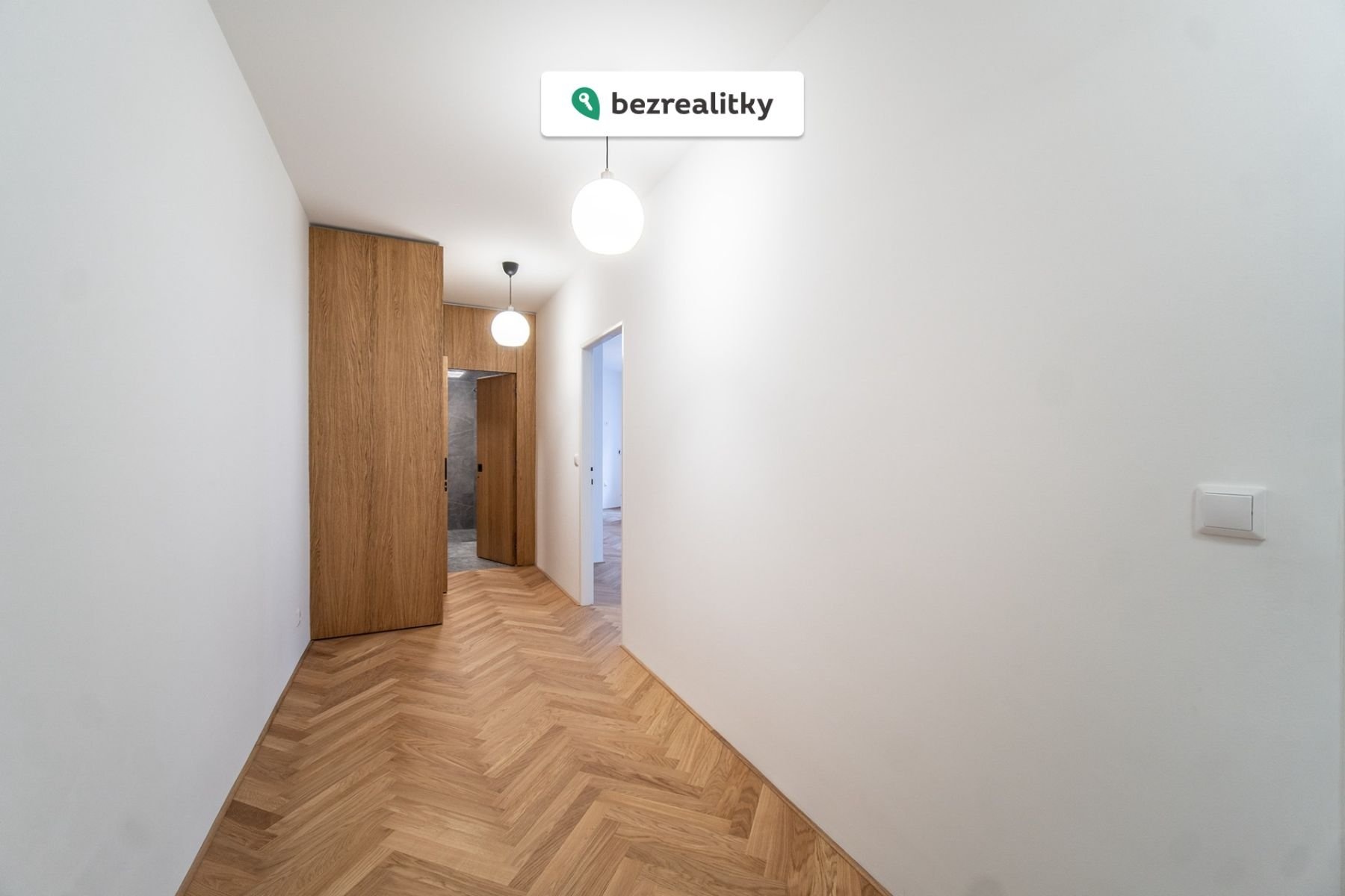 1776349581-fuqjwjjkum-1