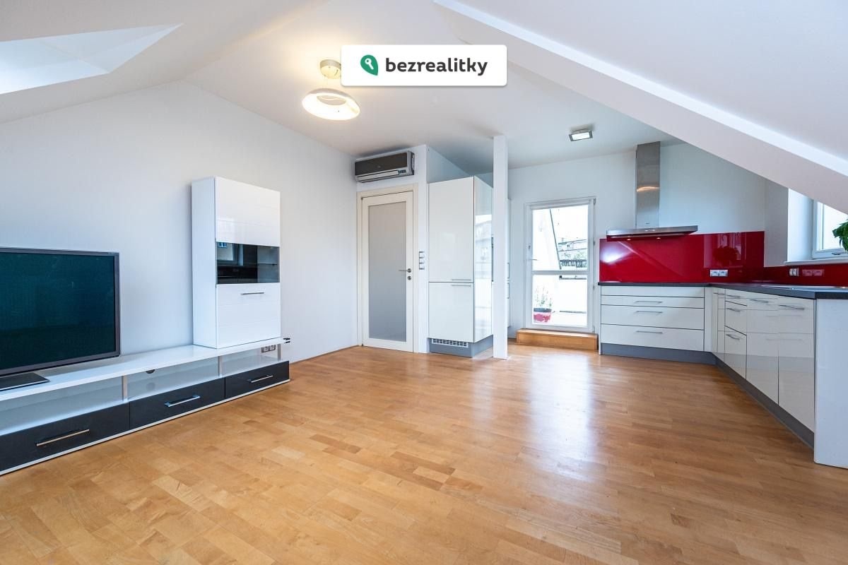 1776350650-uzjesarkke-ffd99bd4-9989-4dff-b2c6-269abebf4fb2