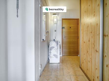 1776425796-jwyzdoqauq-josefa-c5-a0ev-c4-8d-c3-adka-14