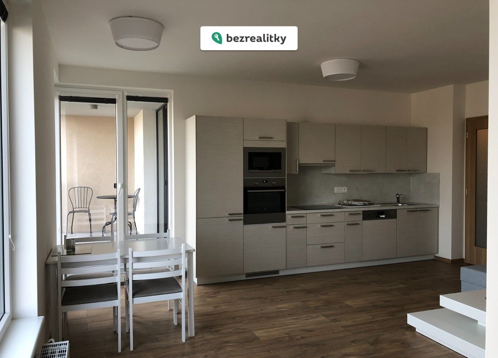 1776685529-zabgzflpdw-whatsapp-image-2026-03-03-at-13-01-32-281-29