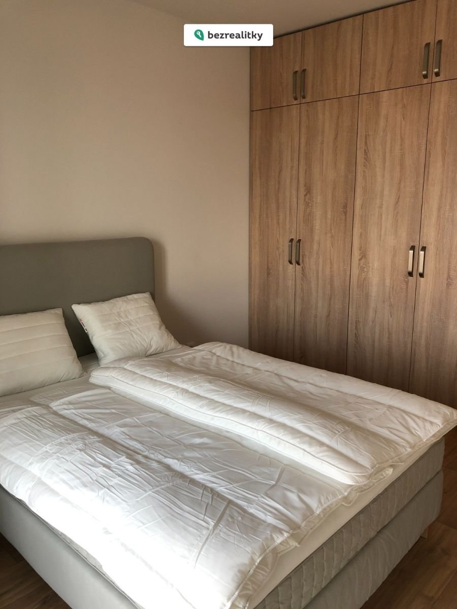 1776685529-cznnxaewcp-whatsapp-image-2026-03-03-at-13-01-32-282-29