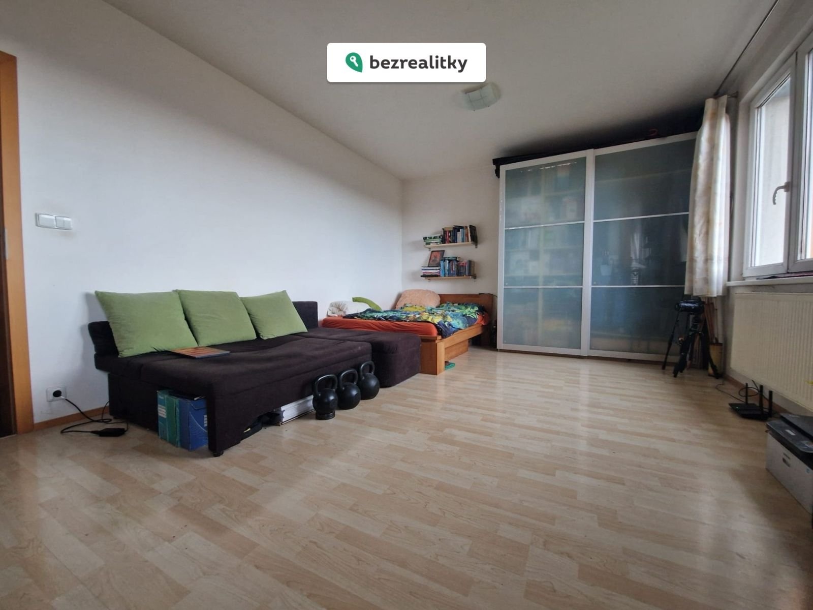 1775480749-dnsrodknoa-whatsapp-image-2026-04-06-at-12-58-26-281-29