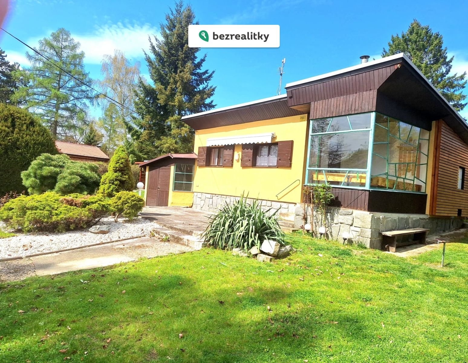 1776854259-okemouiwpi-chata-2