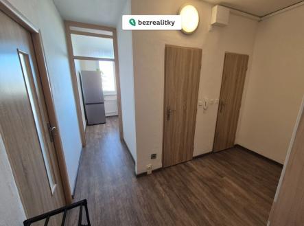 1776955856-gjxgckroys-20260422-165142-resized