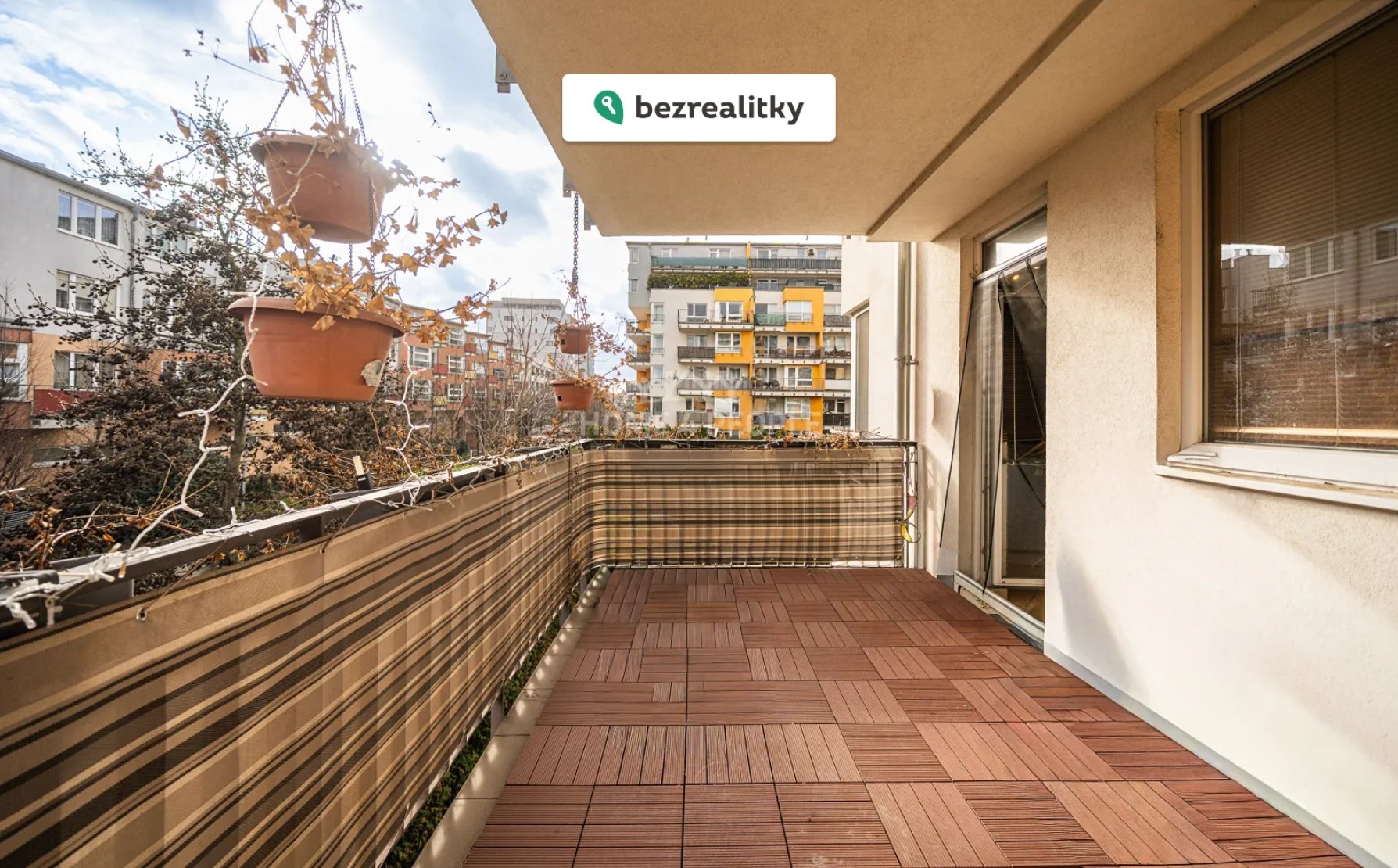 1776966217-akcsfbjkkq-screenshot-2026-04-23-194311