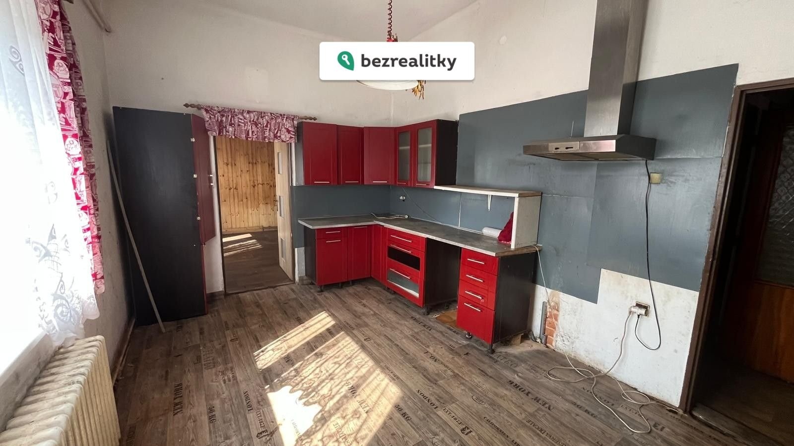 1777038642-lrfoidpaml-1000092329