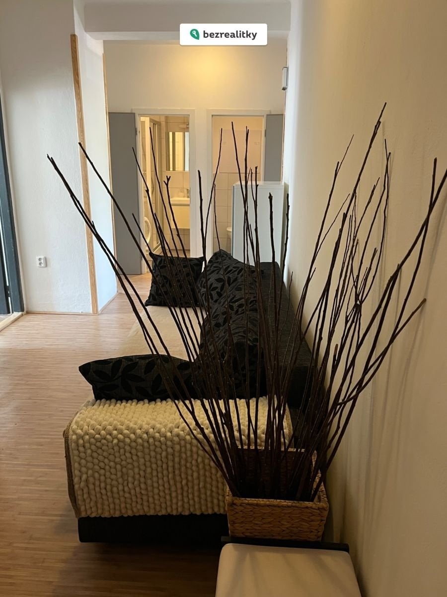 1777136105-adzwvqzktc-img-5739