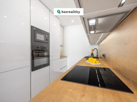 Prodej bytu, 3+kk, 68 m²