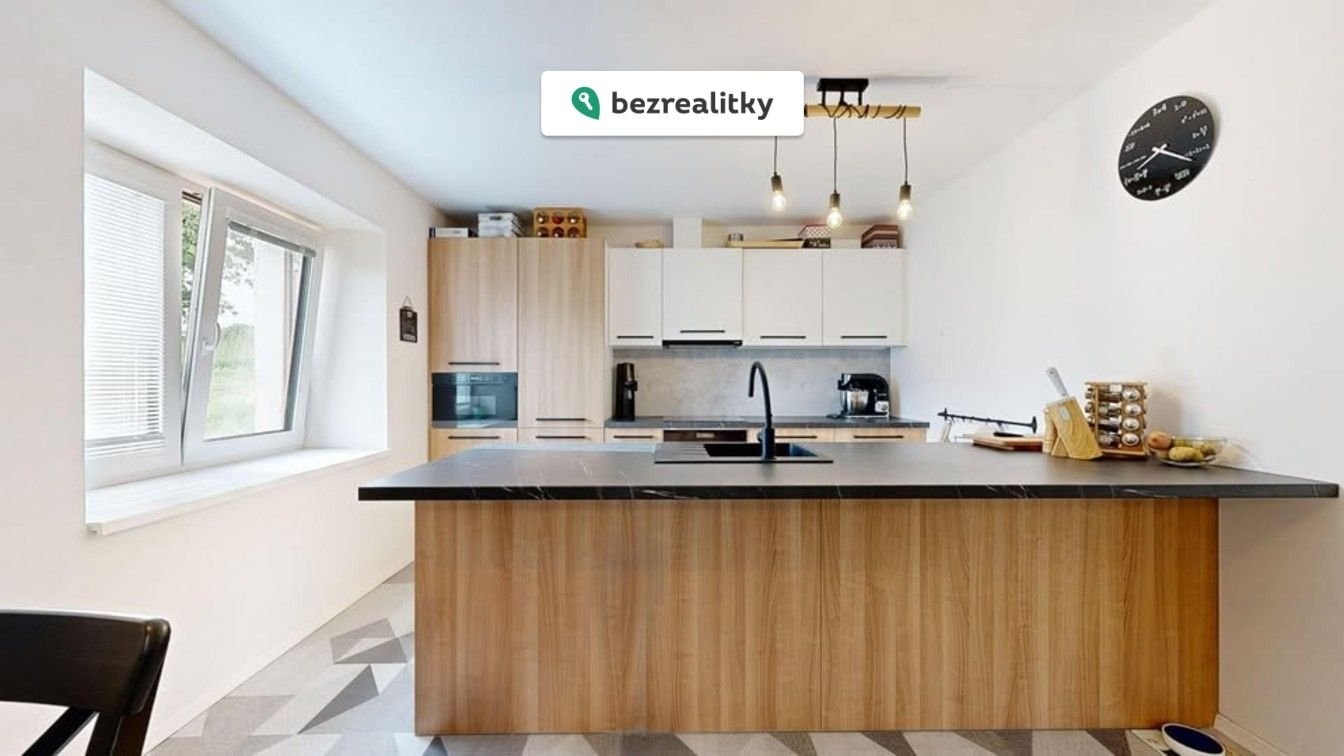 1777143243-lpxbmkuqjc-473212486-1785758568908782-8031559018421040253-n-resized