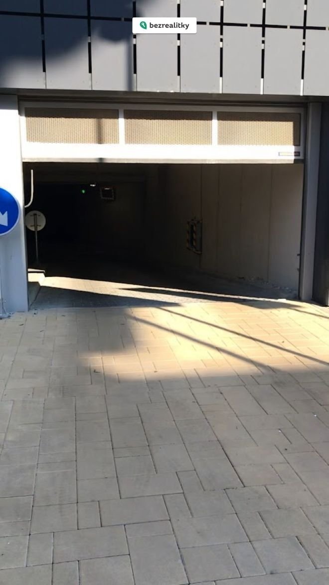 1776963442-ugfzgmojtw-garage-ii