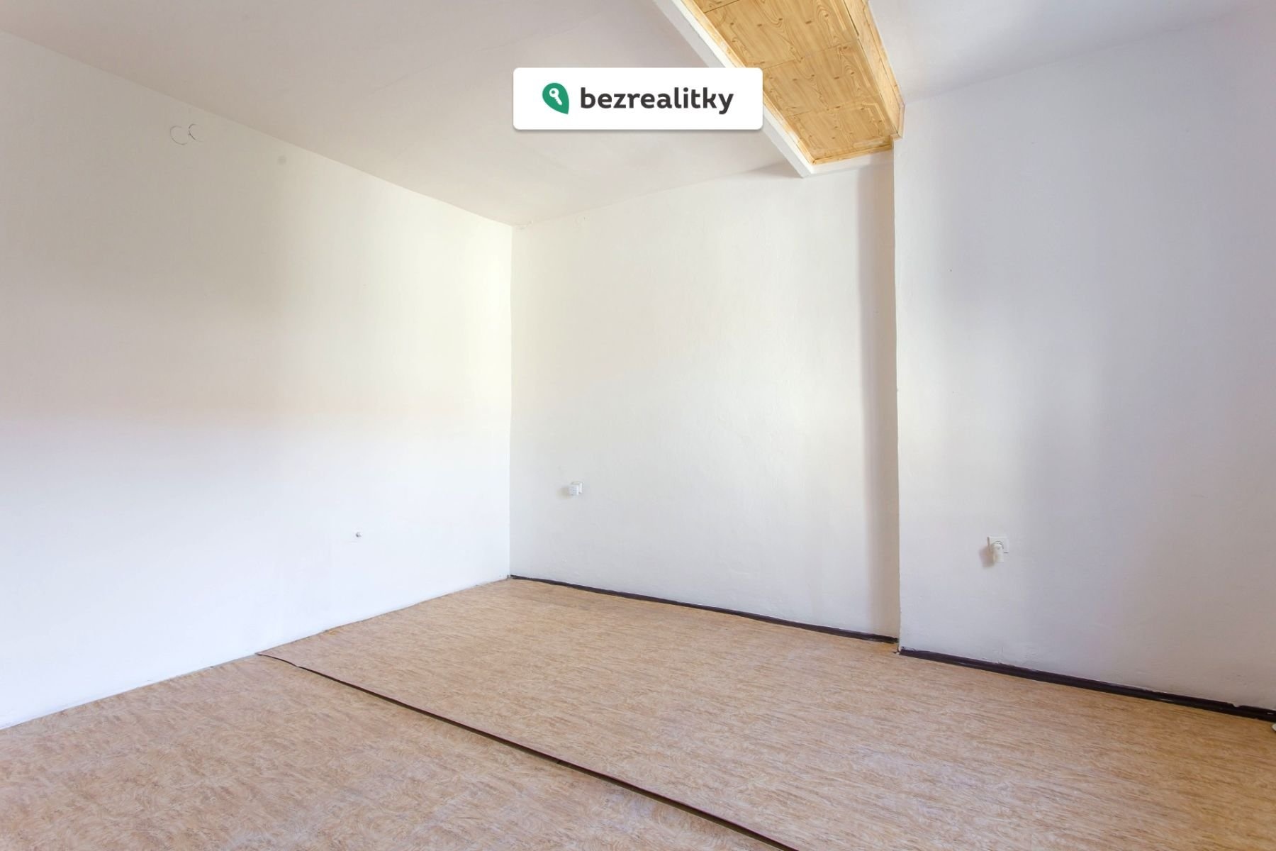 1777188324-vrqhpcnnzu-2-pokoj-1