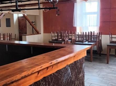 Prodej komerčního objektu, jiný, 450 m²