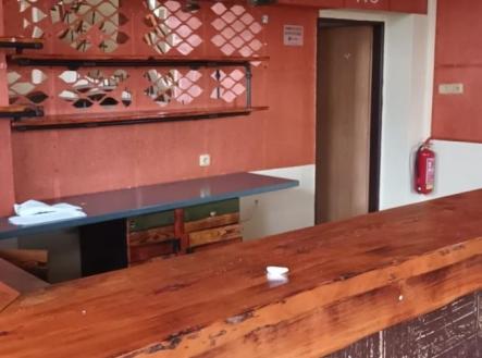 Prodej komerčního objektu, jiný, 450 m²