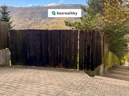 Prodej pozemku pro bydlení, 1 210 m²