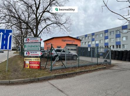 Prodej komerčního objektu, jiný, 407 m²