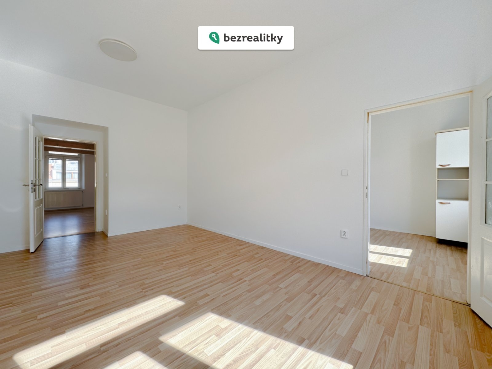 1777309975-omwppfjyfs-2