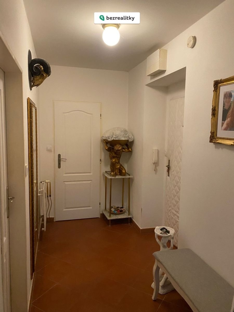 1777359409-rjoruemsyt-1000033256