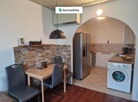 Prodej bytu, 3+kk, 67 m²