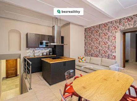 Prodej bytu, 6+kk, 224 m²
