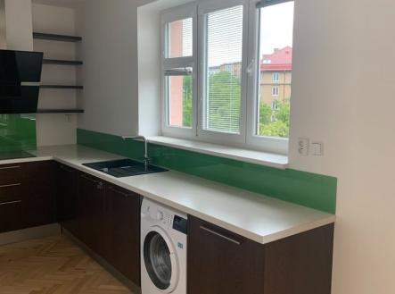 Prodej bytu, 3+kk, 80 m²