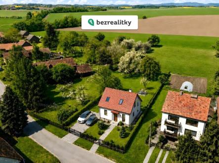 Prodej pozemku pro bydlení, 1 213 m²