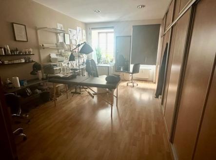 Prodej kanceláře, 57 m²