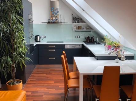 Prodej bytu, 3+kk, 130 m²