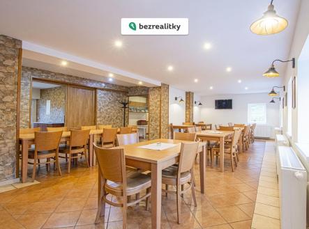 Prodej komerčního objektu, jiný, 464 m²