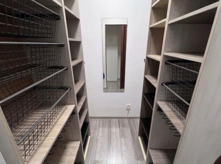 Prodej bytu, 3+kk, 66 m²