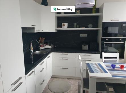 Prodej bytu, 1+1, 49 m²