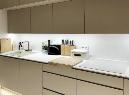 Prodej bytu, 2+1, 65 m²