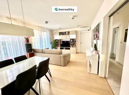 Prodej bytu, 3+kk, 97 m²