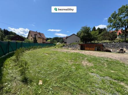 Prodej pozemku pro bydlení, 1 305 m²