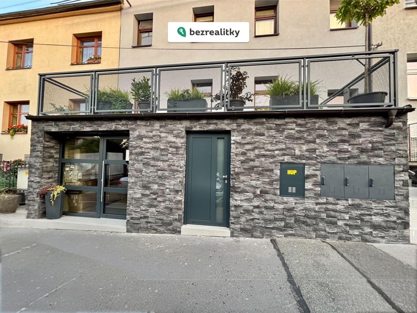 1781811872-odsrhxfieq-photoroom-20250815-014310