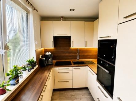 Prodej bytu, 3+1, 63 m²