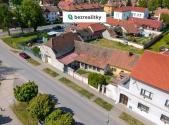 Prodej pozemku pro komerční výstavbu, 1 858 m²