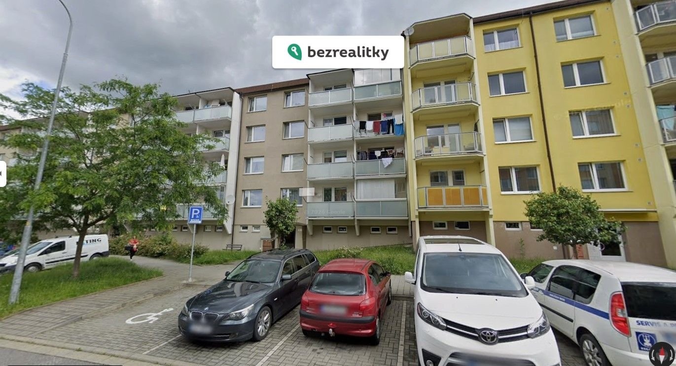 1783345785-maylknmrev-mladeznicka