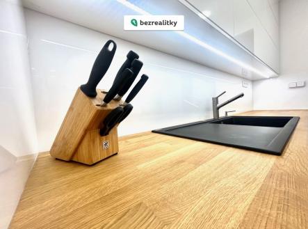 Prodej bytu, 3+kk, 70 m²
