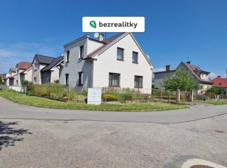 Prodej domu 100 m², pozemek 300 m²