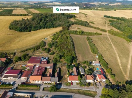 Prodej pozemku 3.400 m²