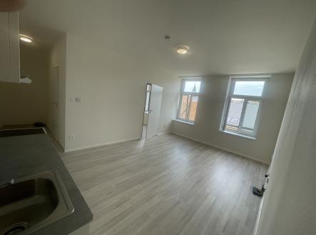 Pronájem bytu, 2+kk, 35 m²