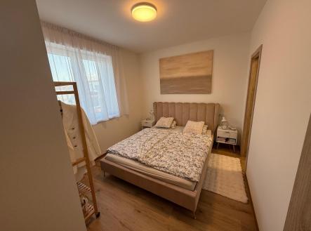 Pronájem bytu, 2+kk, 53 m²