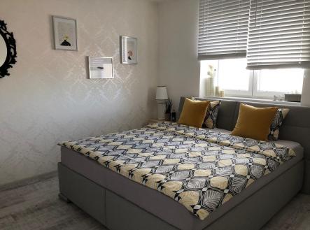 Pronájem bytu, 2+kk, 40 m²