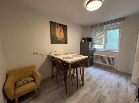 Pronájem bytu, 2+kk, 64 m²
