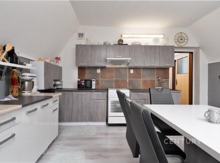 Prodej bytu, 3+1, 101 m²